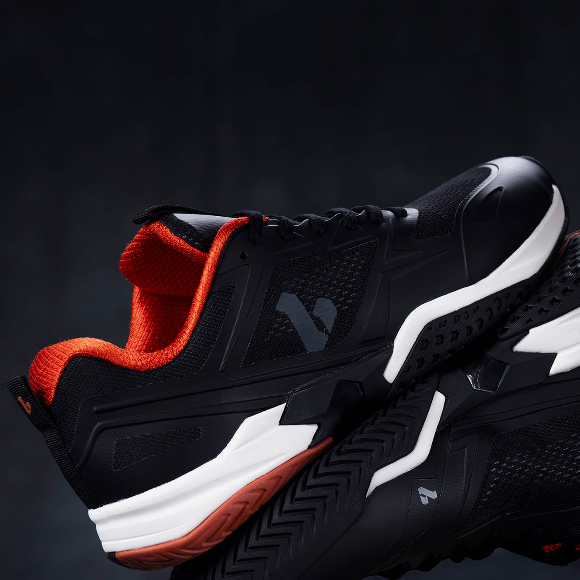 Court [V1 Edition] Black/Red