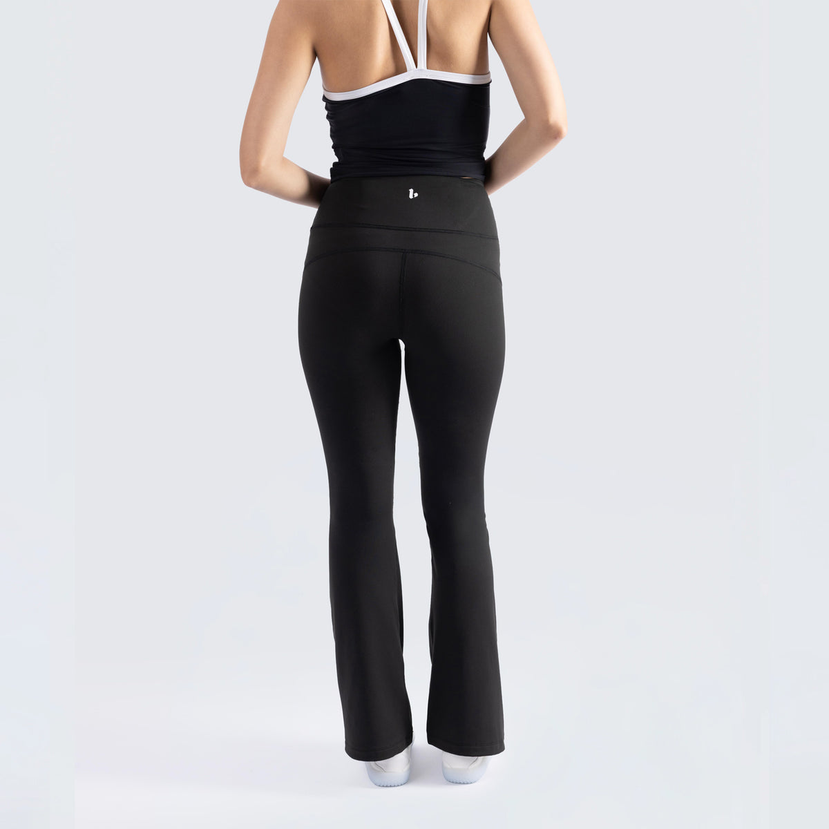 Glide Flared Pants Black