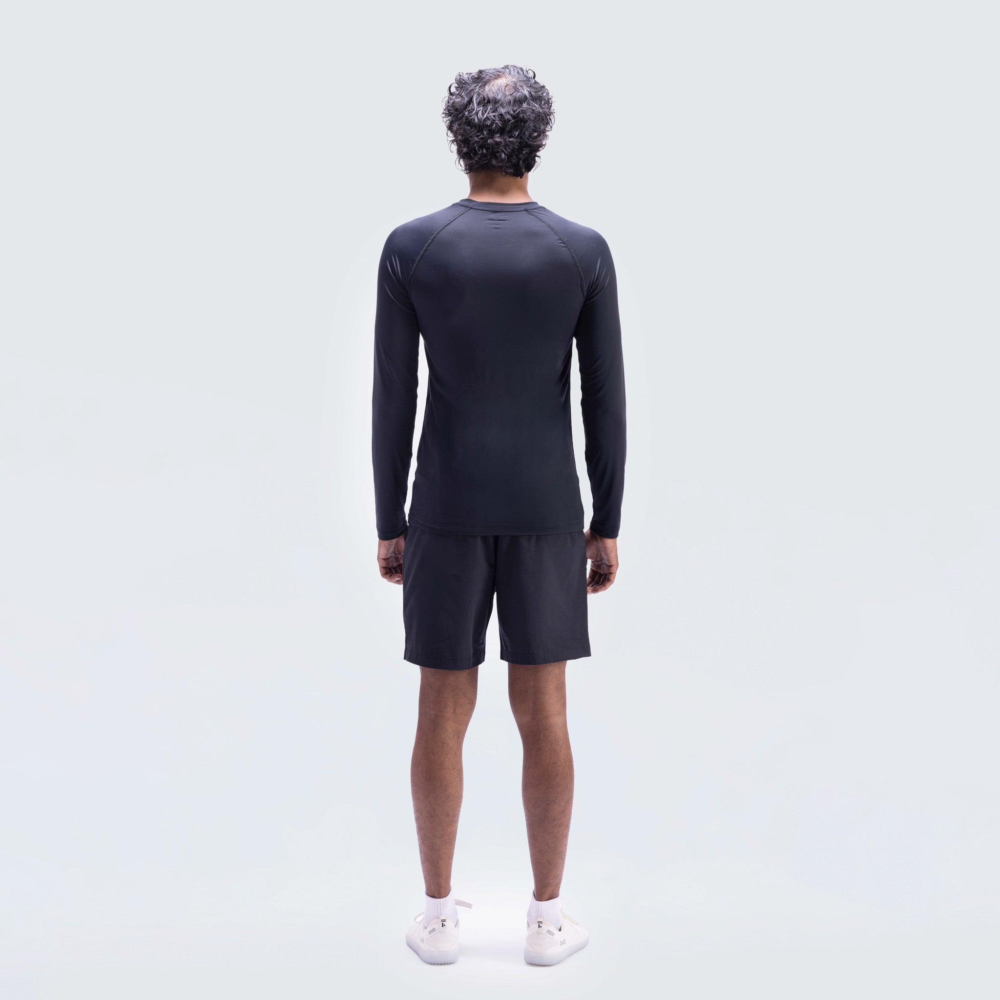 Sync Shorts 5" Black