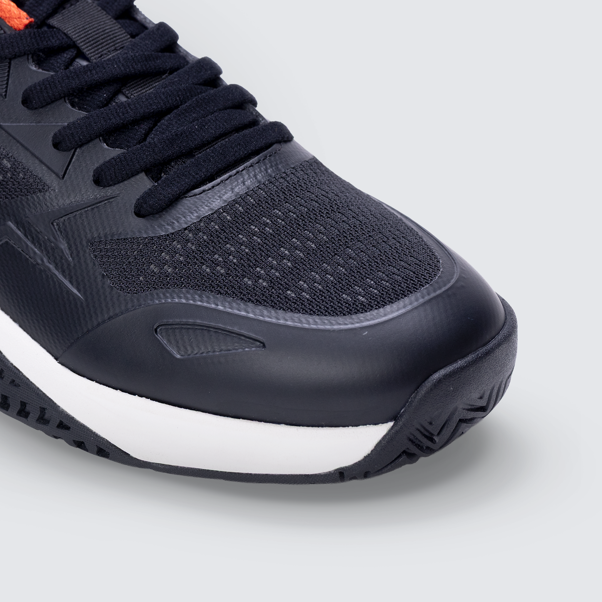 Court Shoe V1 Black/Red